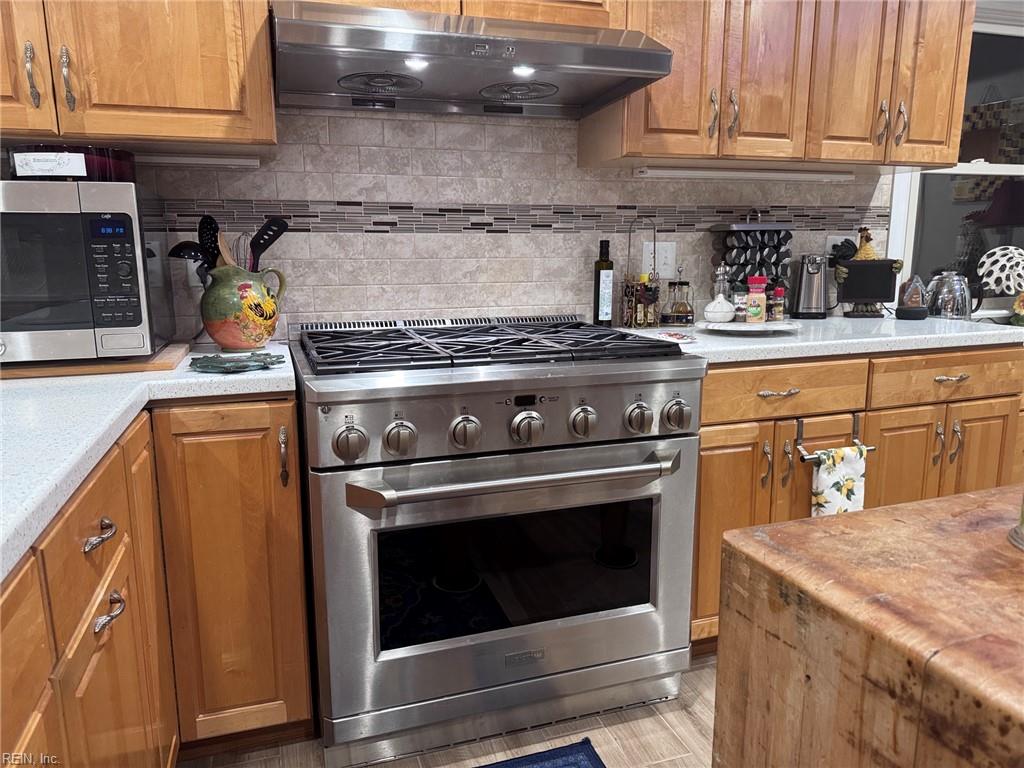 4716 Woodwind Way Property Photo 17