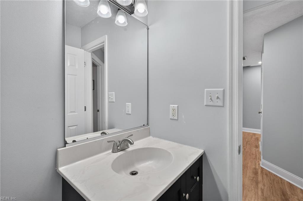 30 Meadow Creek Dr Property Photo 31
