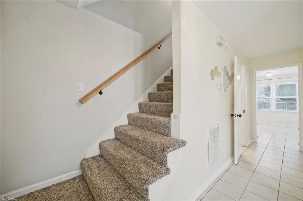 3404 Winterhawk Ct Property Photo 4