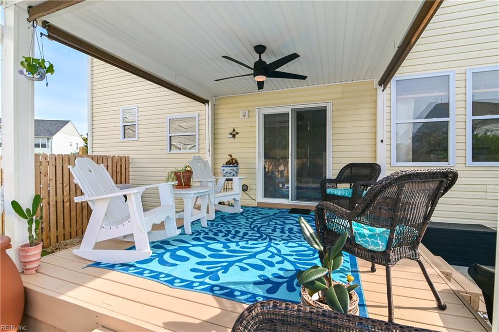 9559 Bay Point Dr Property Photo 13