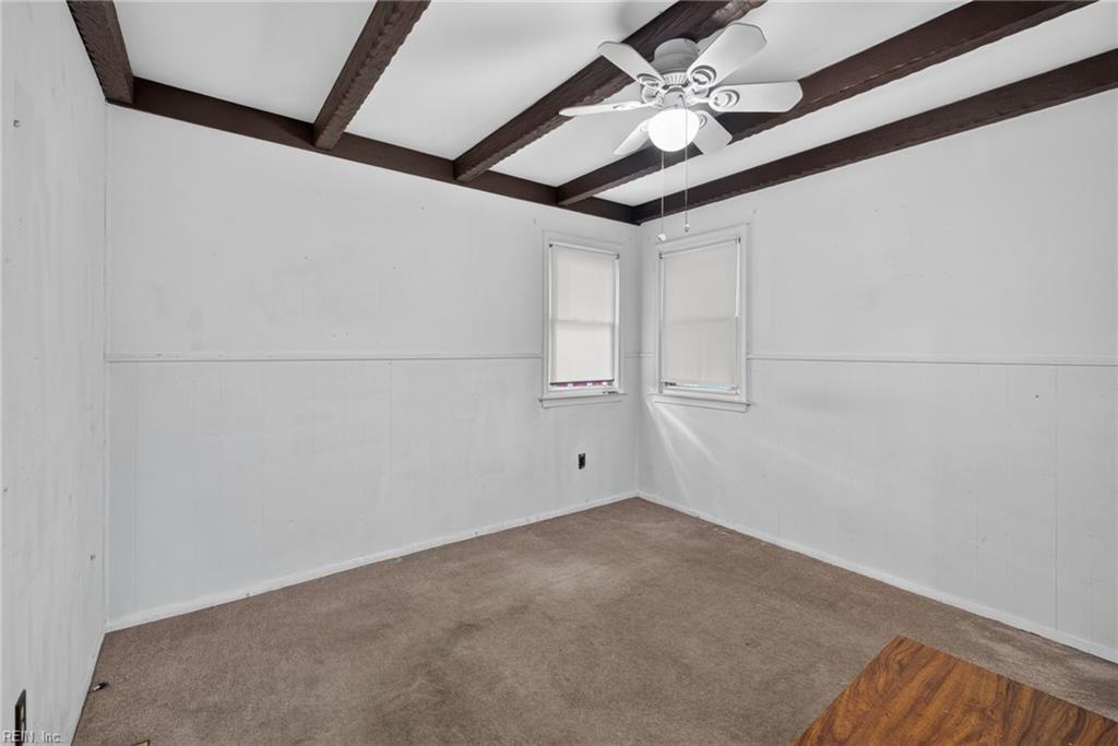 648 Jacqueline Ave Property Photo 8