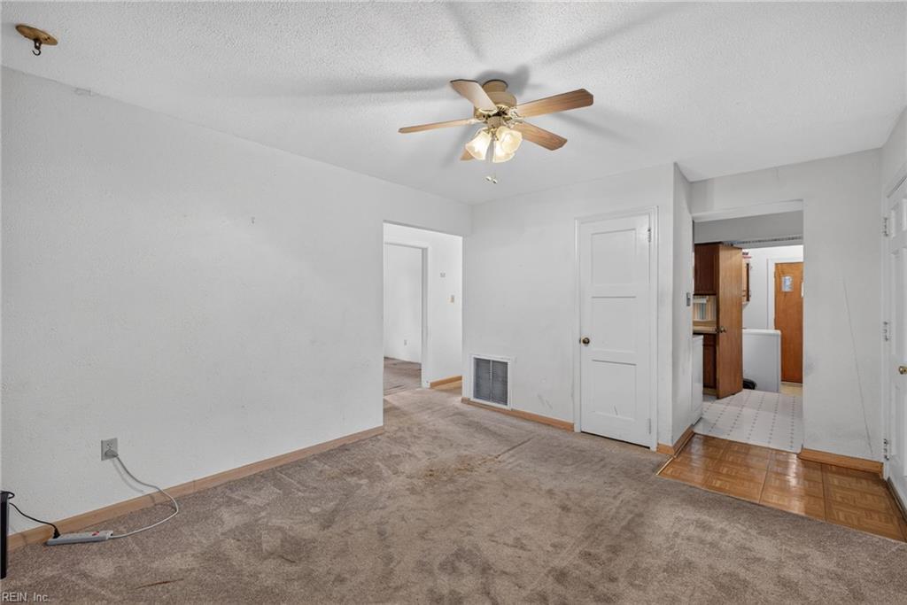 648 Jacqueline Ave Property Photo 26
