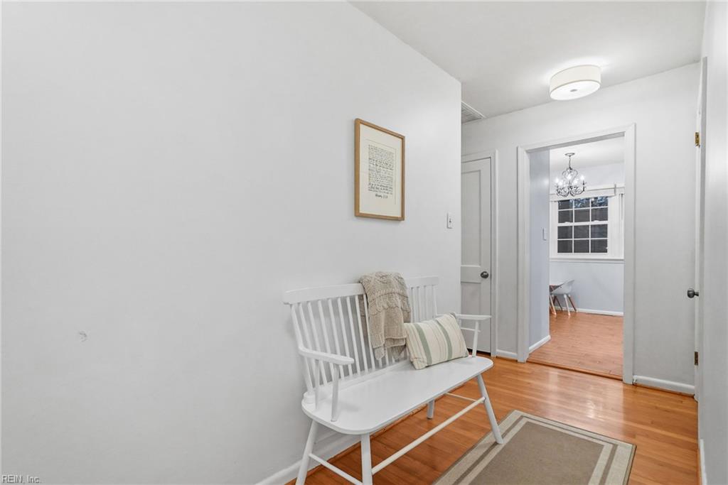 3105 E Cheltingham Pl Property Photo 4