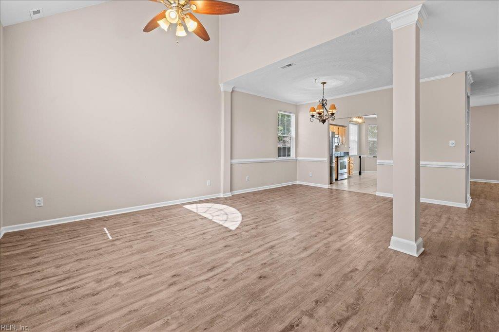 621 Windward Dr Property Photo 2