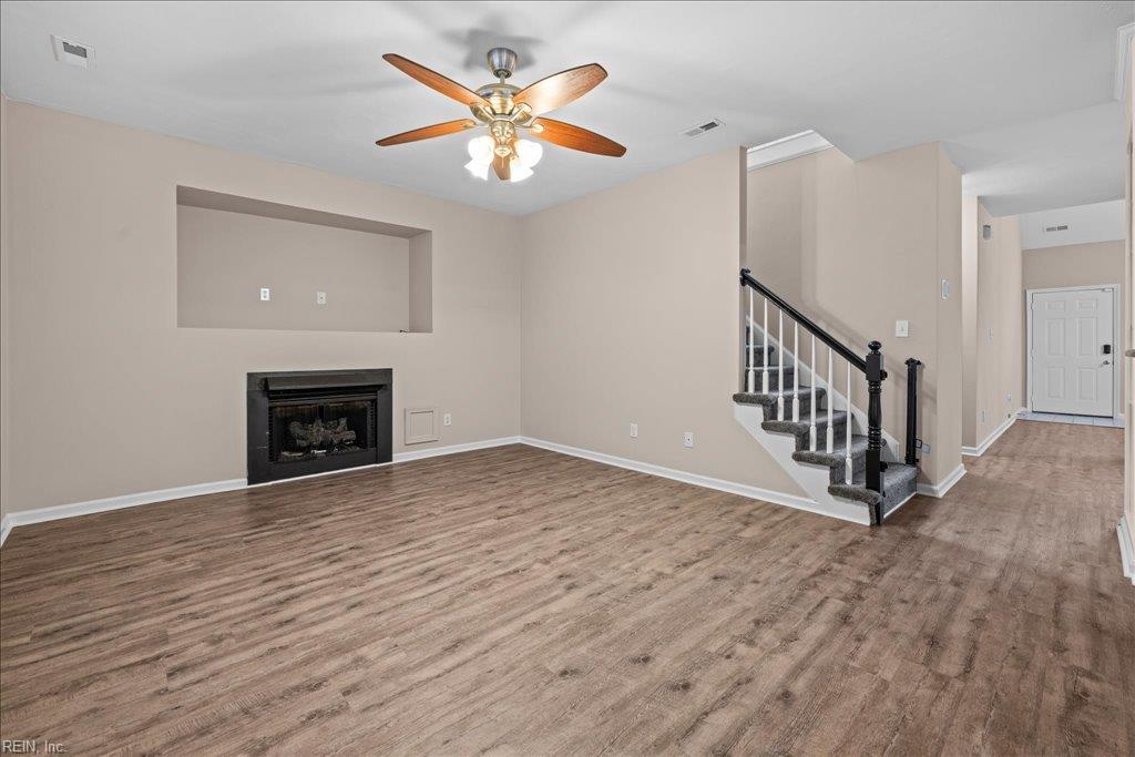 621 Windward Dr Property Photo 7