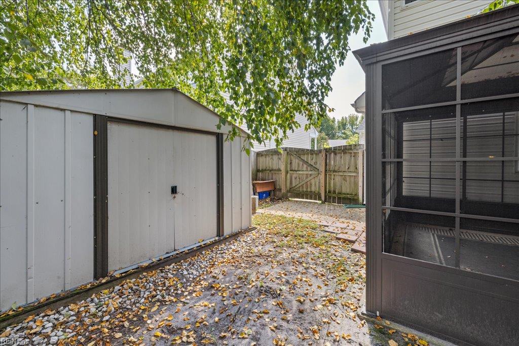 621 Windward Dr Property Photo 29