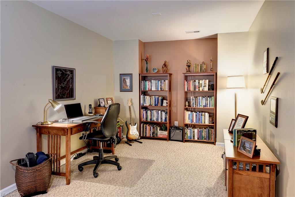6864 Arthur Hills Dr Property Photo 27