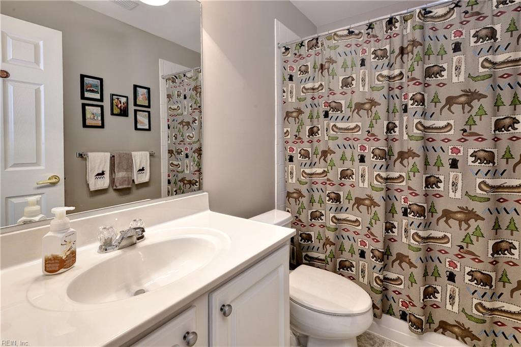 6864 Arthur Hills Dr Property Photo 29