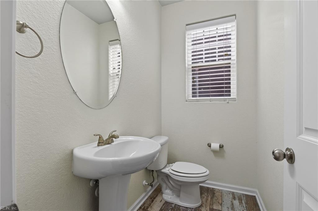 937 E Ocean View Ave Property Photo 10