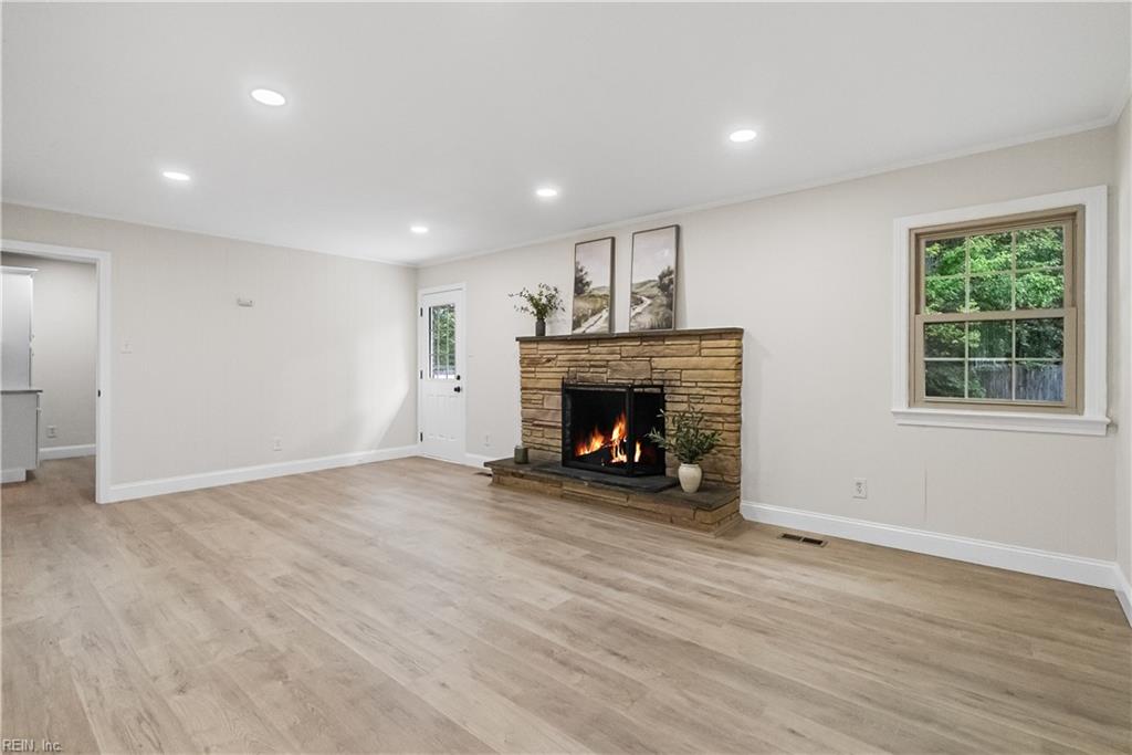 2460 Camino Real Property Photo 10