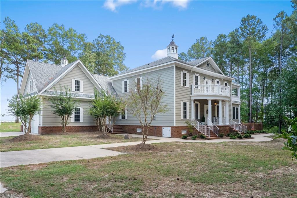 411 Lawnes Neck Dr Property Photo 1
