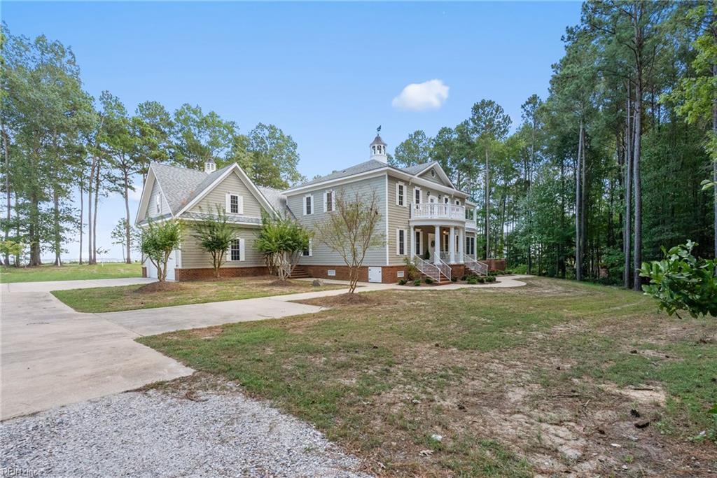 411 Lawnes Neck Dr Property Photo 7
