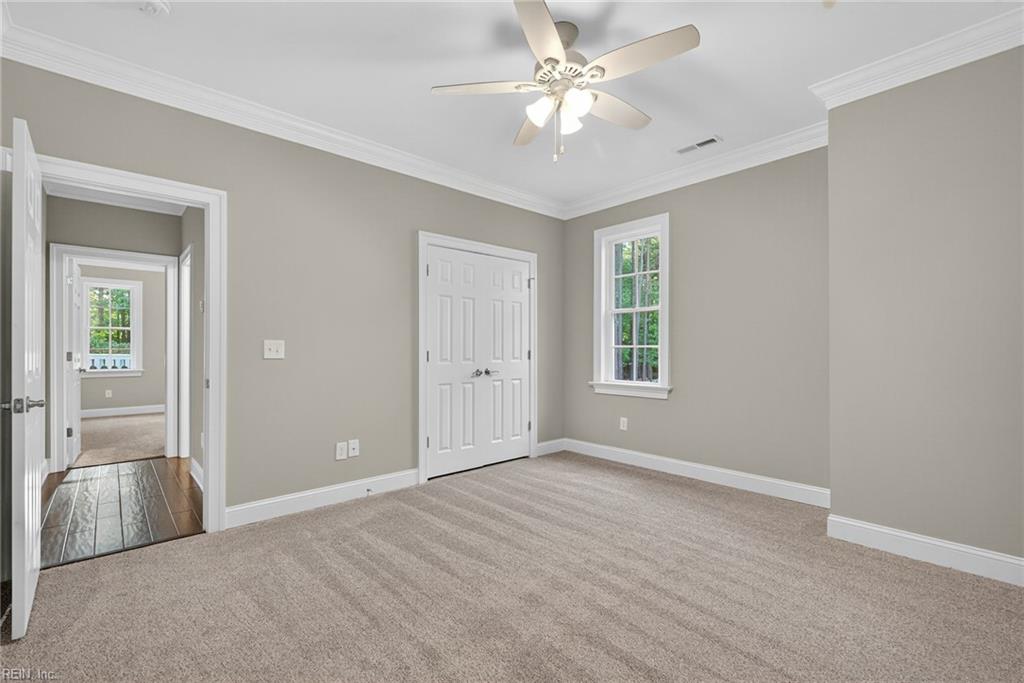 411 Lawnes Neck Dr Property Photo 39