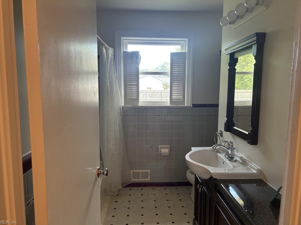 5214 Sweetbriar Cir Property Photo 7