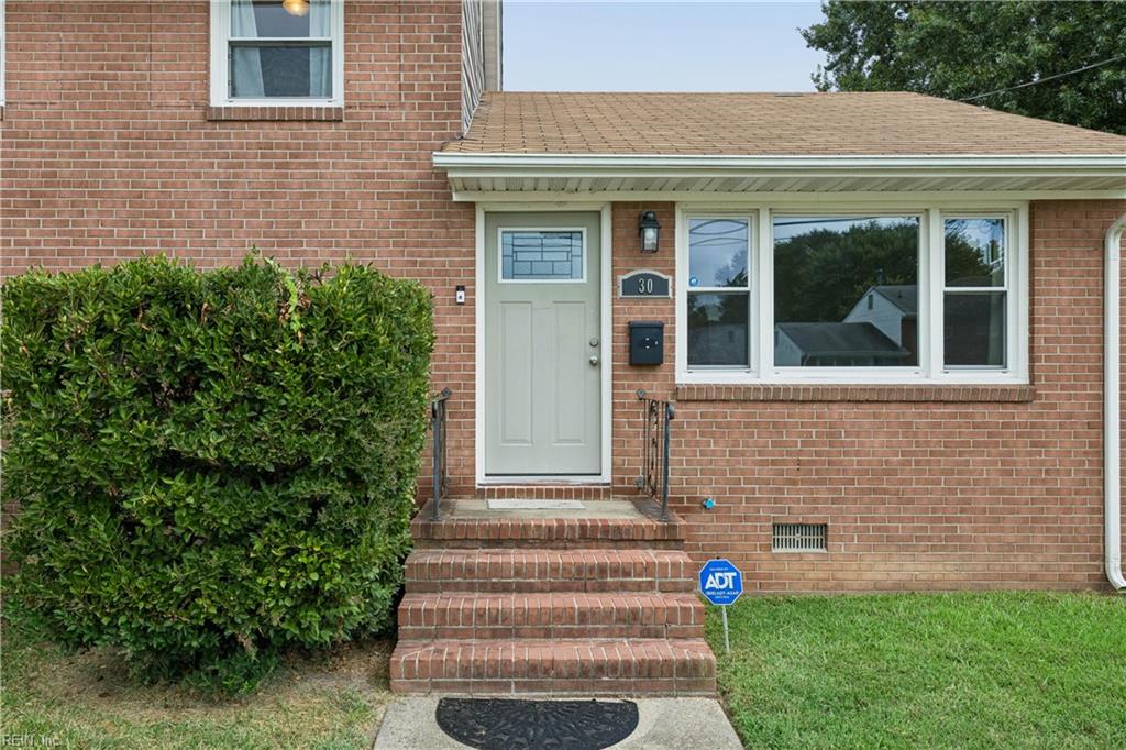 30 Briarwood Dr Property Photo 3