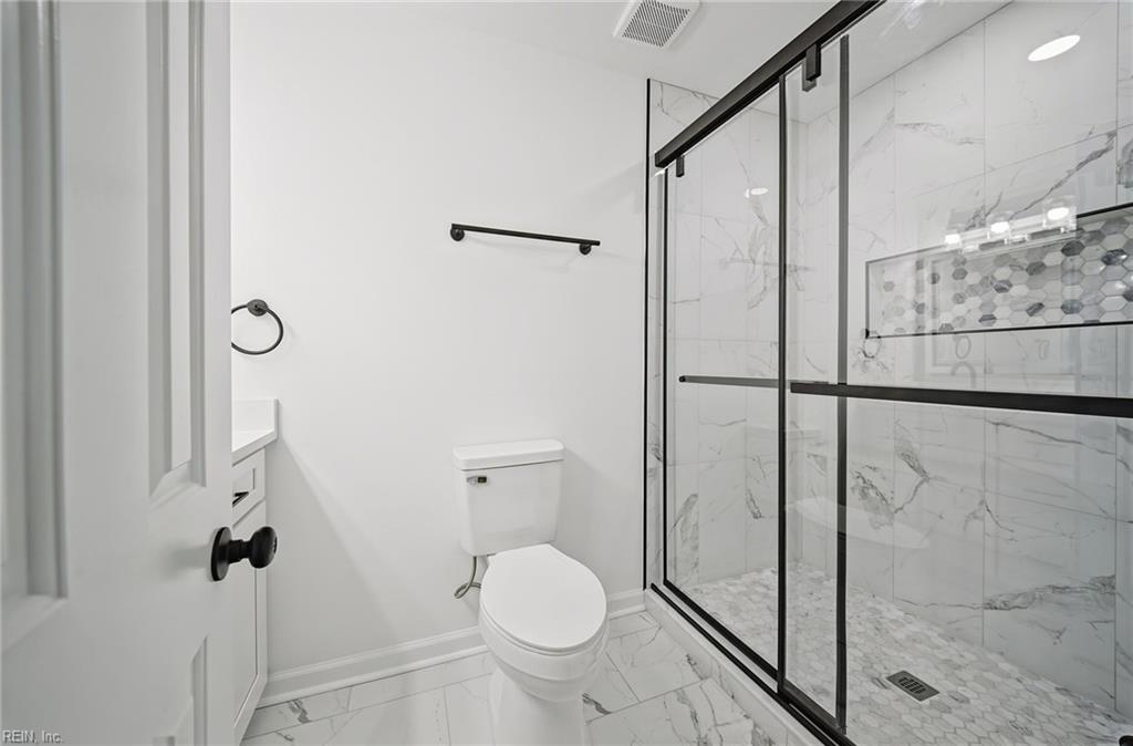 4852 Graystone Ct Property Photo 28