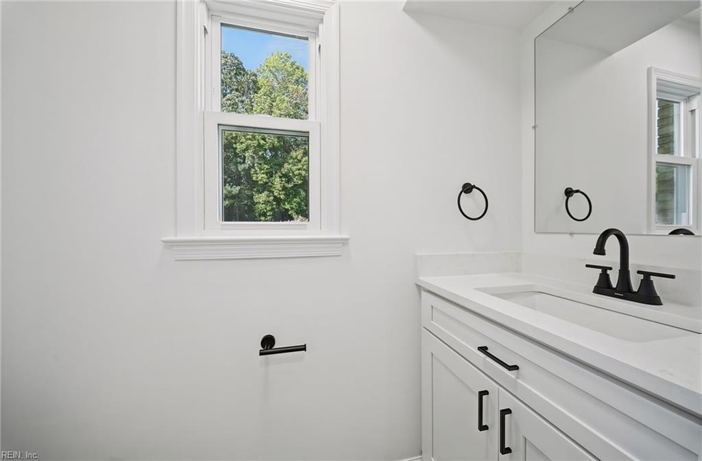 4852 Graystone Ct Property Photo 38