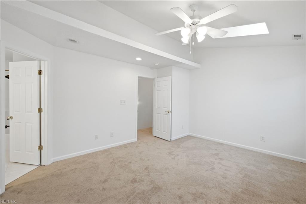 8550 Tidewater Dr Property Photo 29