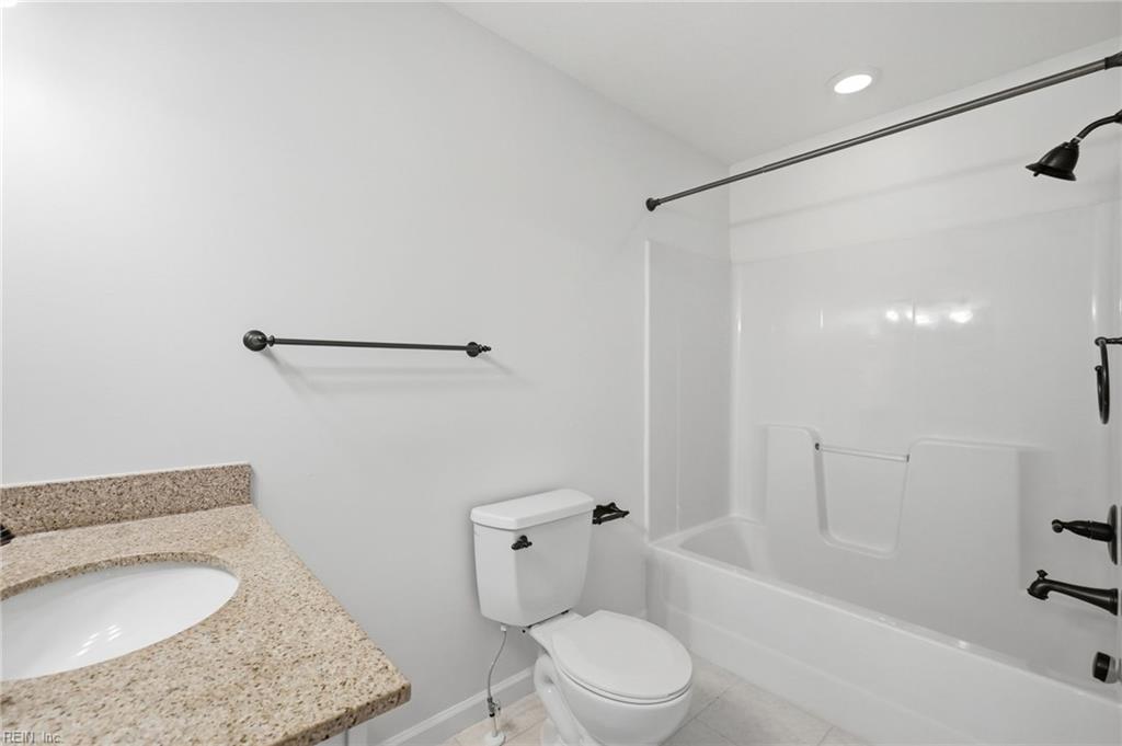 8550 Tidewater Dr Property Photo 33