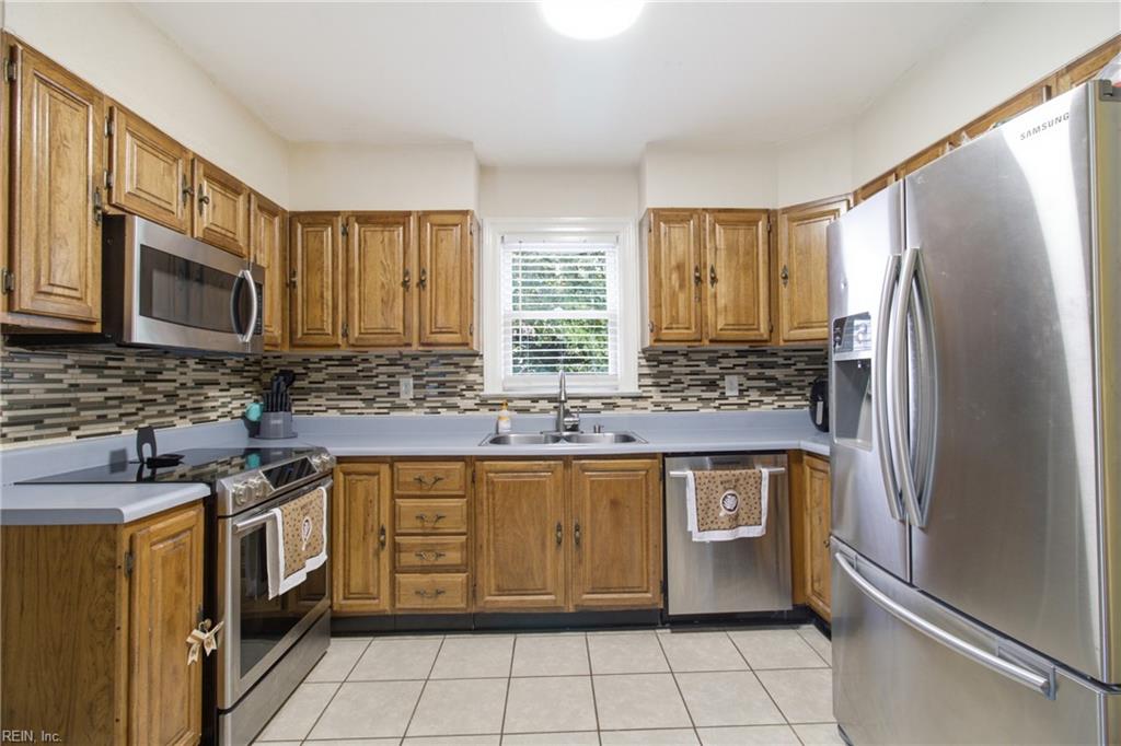 1459 Braden Cres Property Photo 13