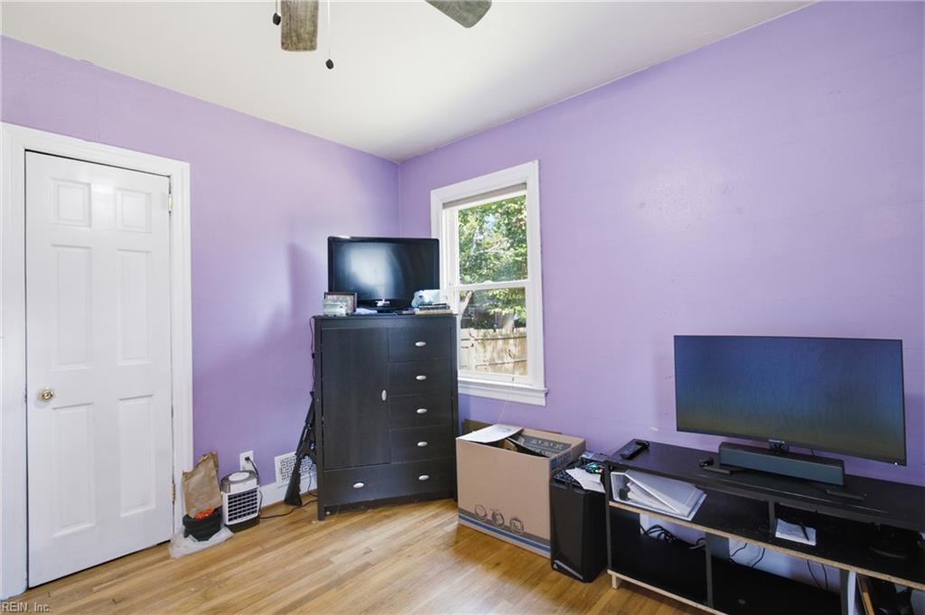 1459 Braden Cres Property Photo 23