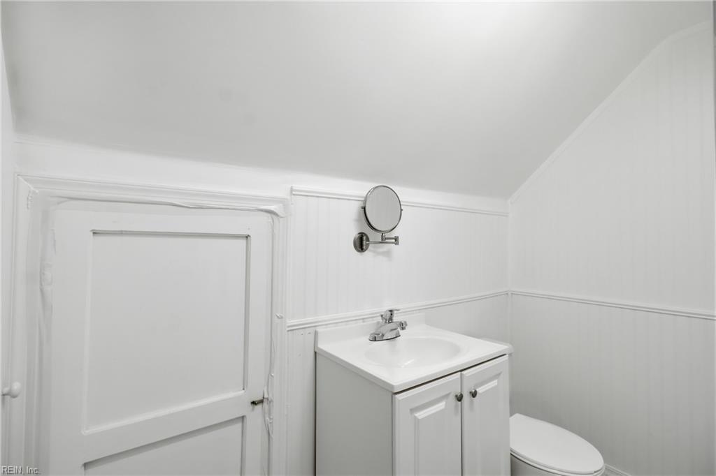 1459 Braden Cres Property Photo 26