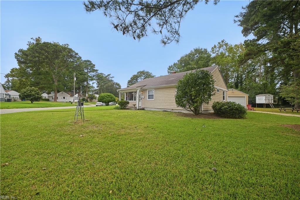 217 N Lynnriver Dr Property Photo 7