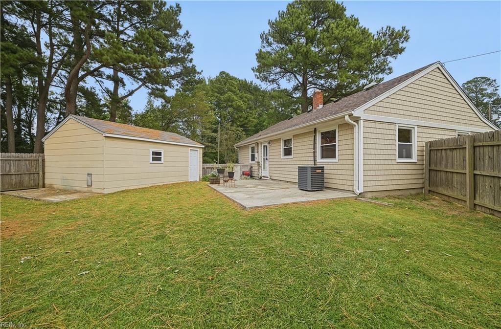 217 N Lynnriver Dr Property Photo 28