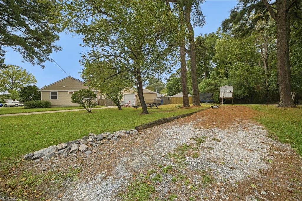 217 N Lynnriver Dr Property Photo 30