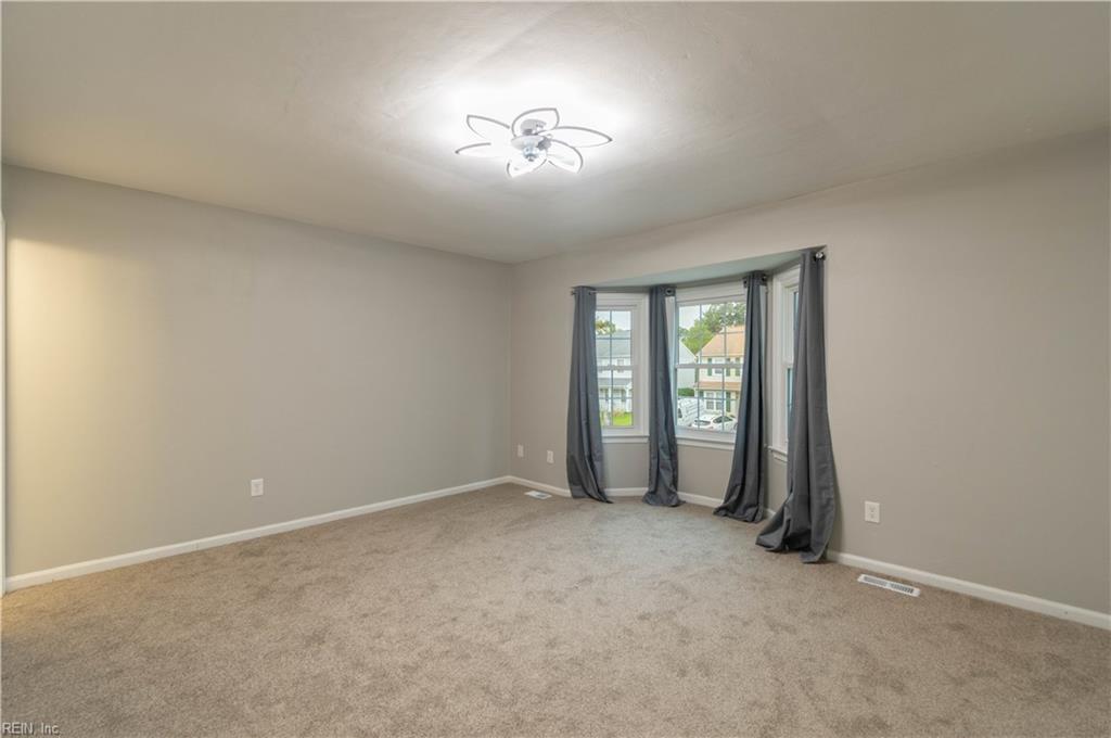 4615 Marlwood Way Property Photo 12