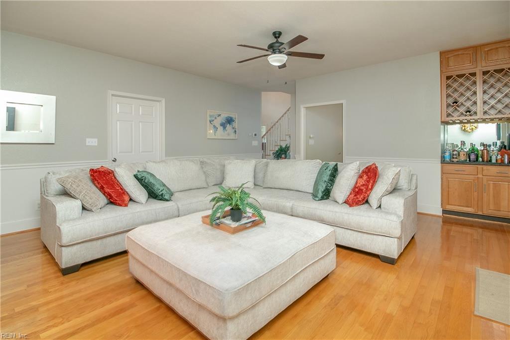 708 Pebble Quay Property Photo 9