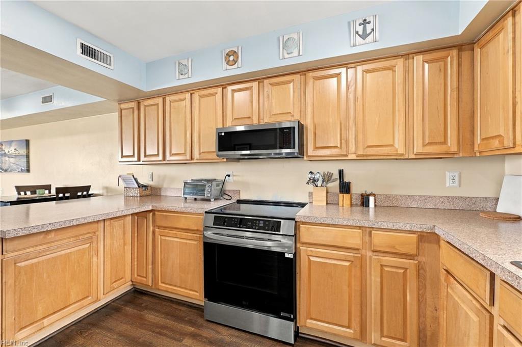 2545 Seaview Ave Property Photo 9