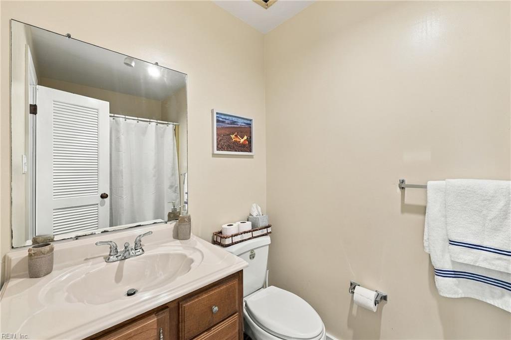 2545 Seaview Ave Property Photo 26