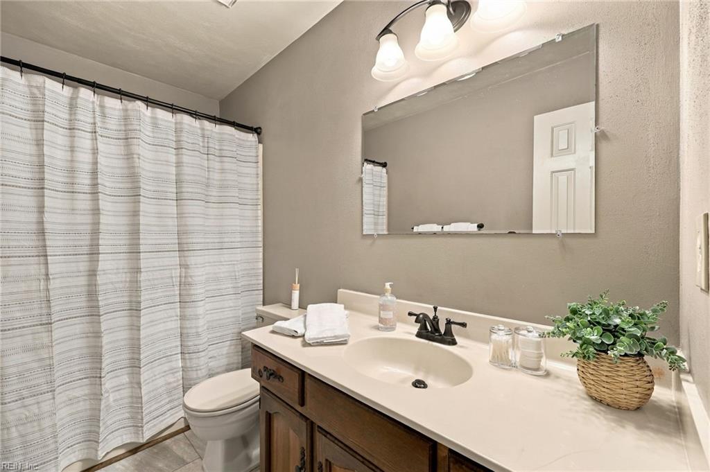 512 Hatteras Cres Property Photo 26