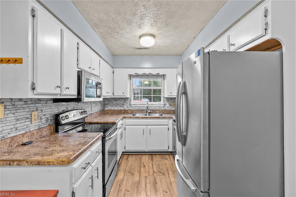 5 Compton Ct Property Photo 2