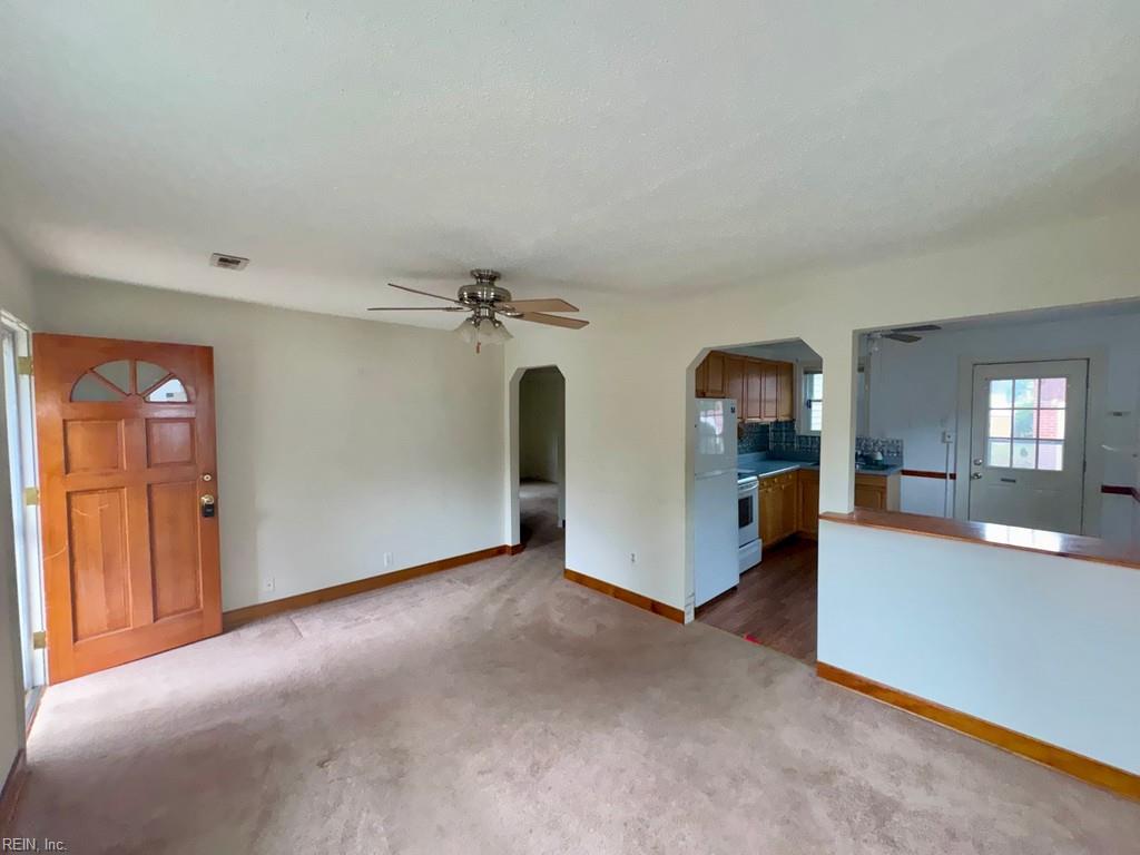 13 N Colin Dr Property Photo 3