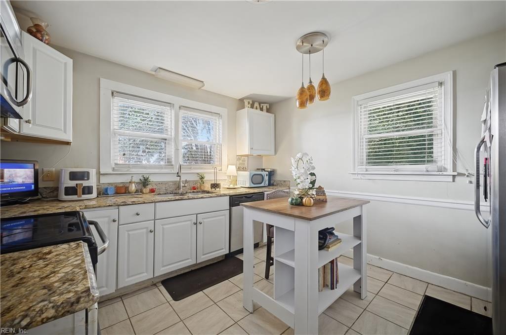 203 Bonney Ter Property Photo 10