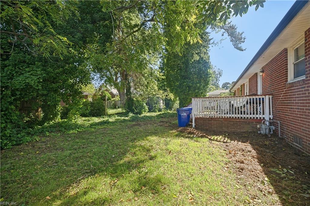 203 Bonney Ter Property Photo 21