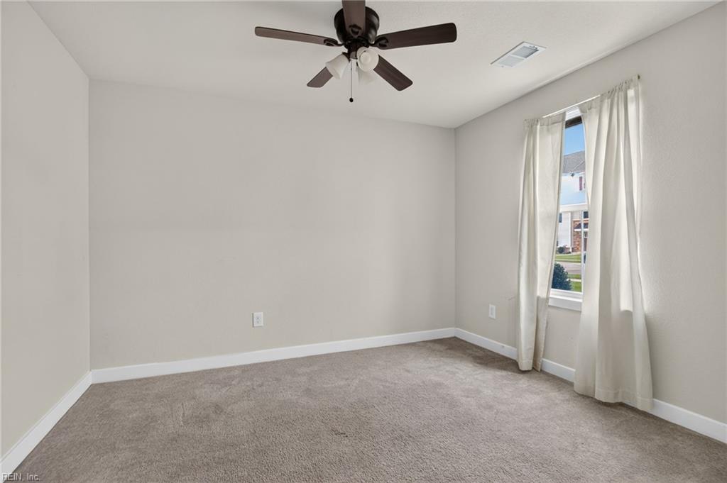 140 Spring Grove Way Property Photo 6