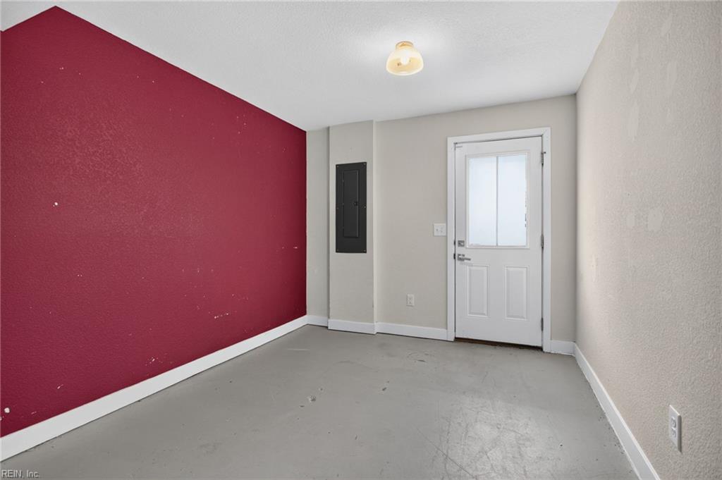 140 Spring Grove Way Property Photo 8