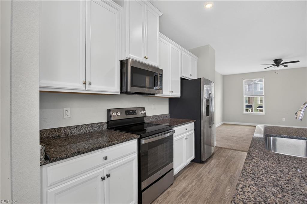 140 Spring Grove Way Property Photo 14