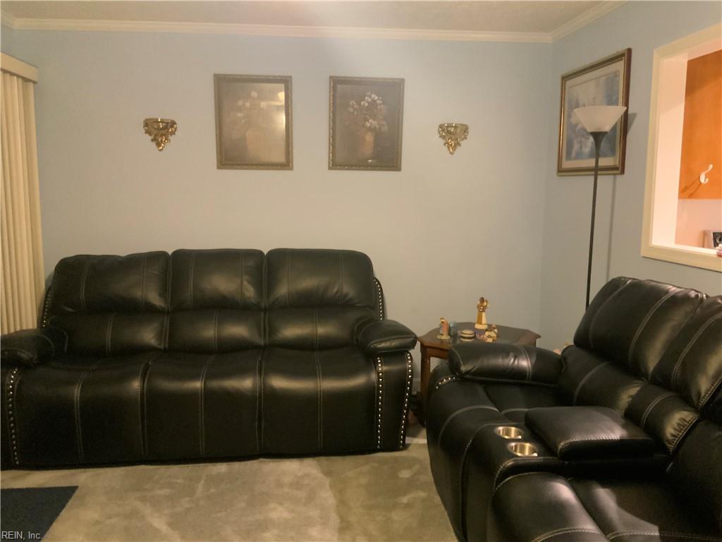 132 Tidal Dr Property Photo 3