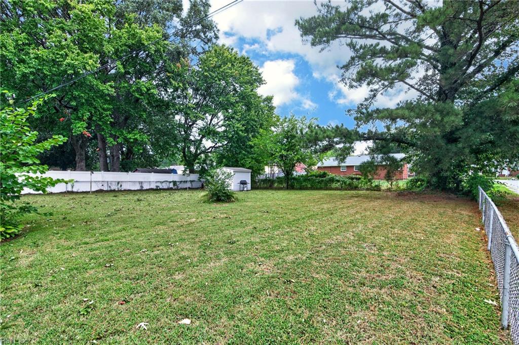 206 Cellardoor Ct Property Photo 4