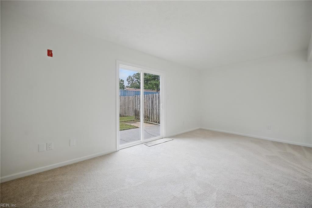 127 Parkway Dr Property Photo 14