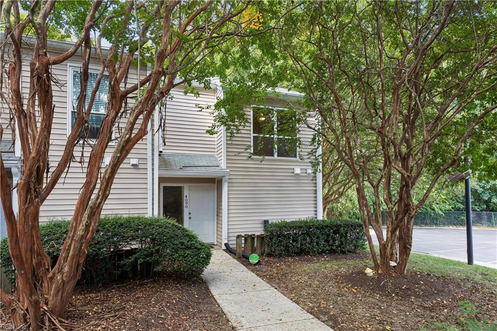 4090 Midlands Rd Property Photo 1