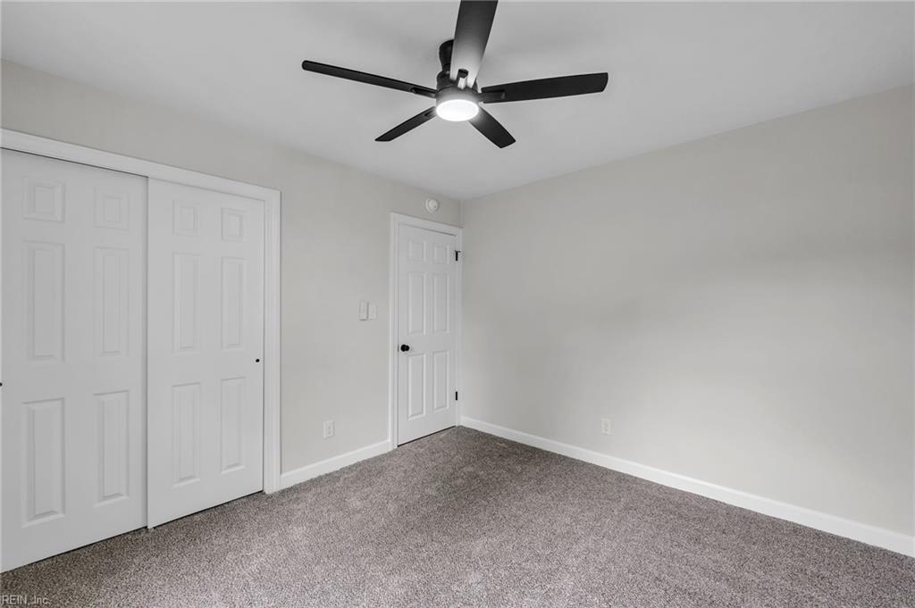2821 Meadow Wood Dr E Dr Property Photo 23