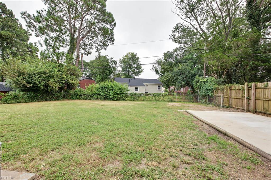 806 Milford Ave Property Photo 45