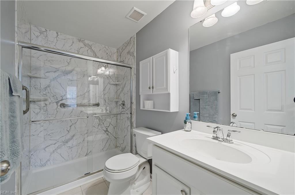 100 Alanna Ct Property Photo 14