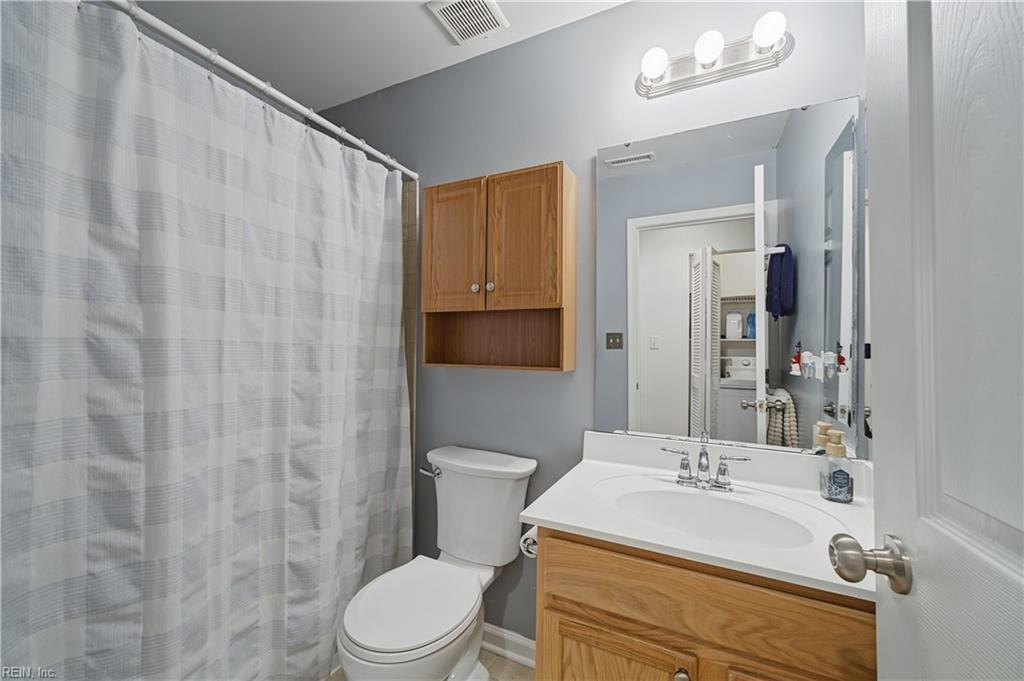 100 Alanna Ct Property Photo 15