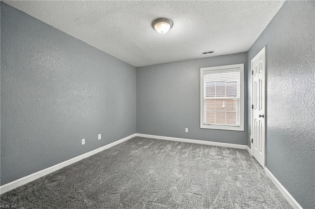 1940 Engle Ave Property Photo 17